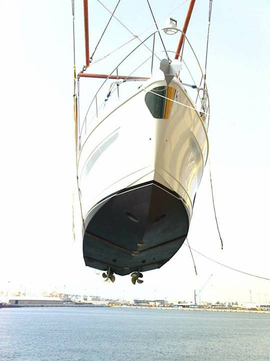 yacht1.jpg