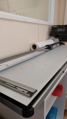 Paper trimmer