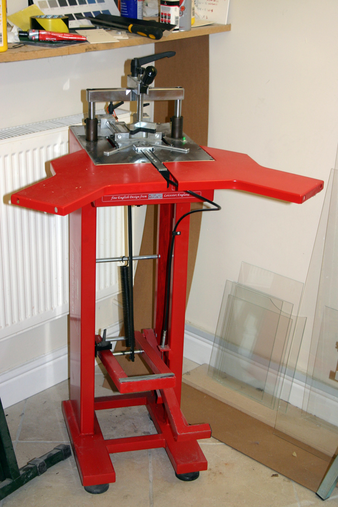 Shop equip 003.jpg