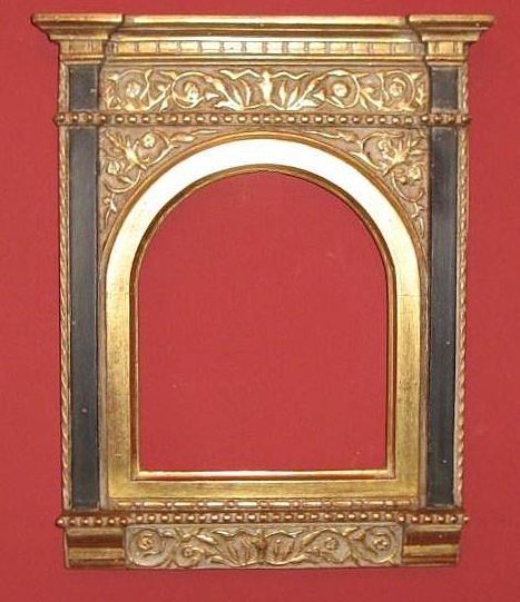 entabulauture frame gilded and finished.JPG